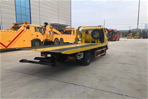 循化非事故拖车